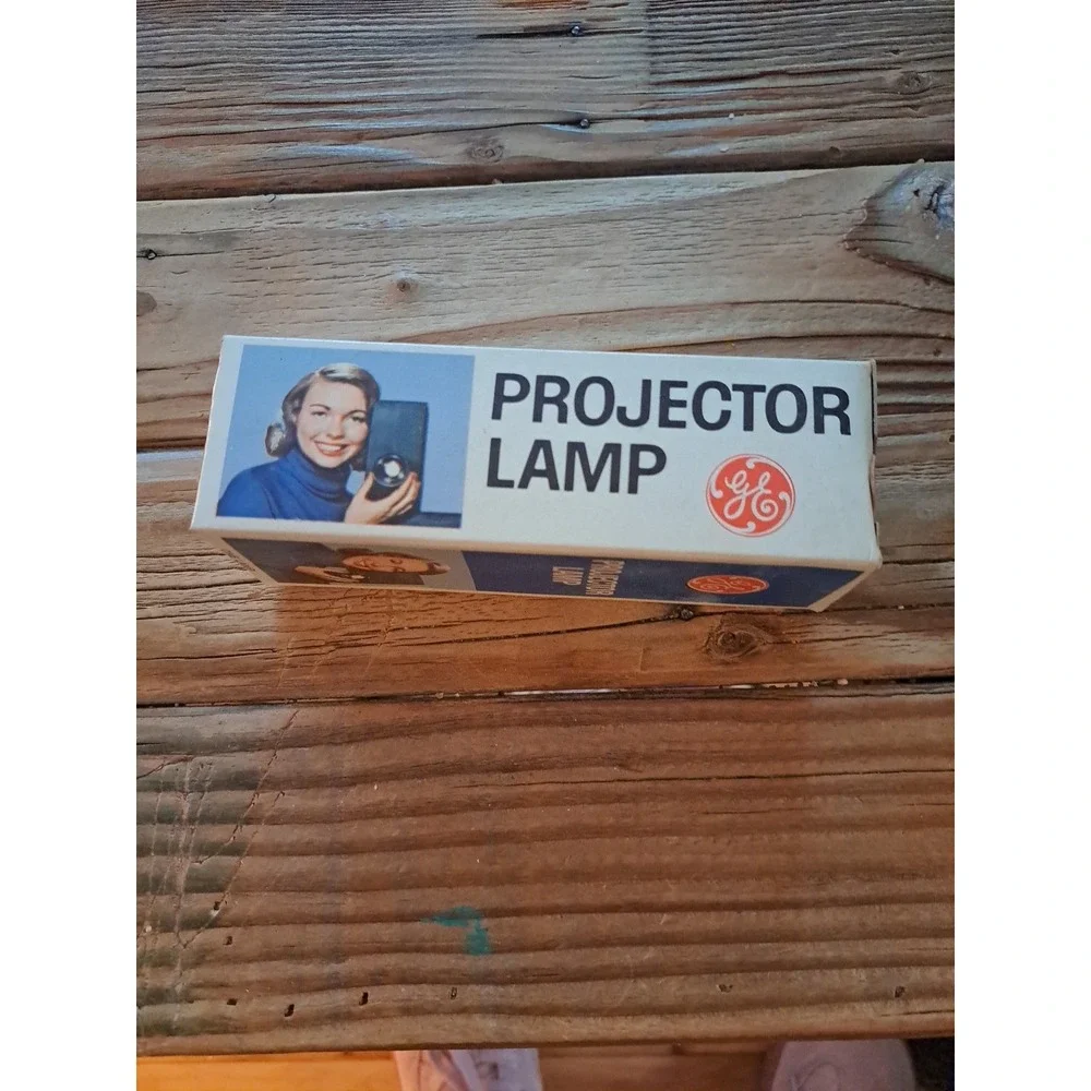 VINTAGE PROJECTOR LAMP -DAS - 500W 120V -GE